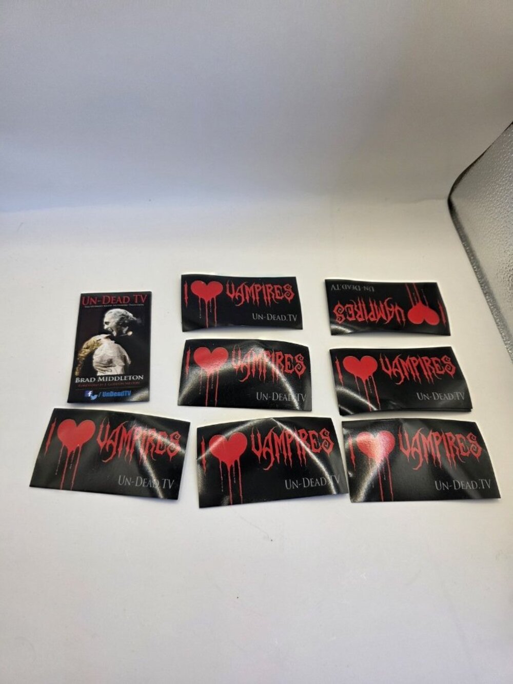 UN-DEAD TV Vampire Advertising Lot: Magnet, I Love Vampires Magnets